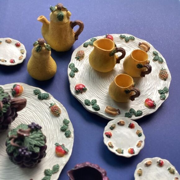 Vintage Miniature Harvest Fruit Tea Set - Picture 2 of 6